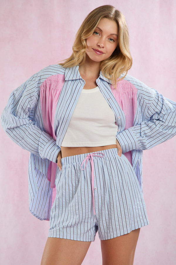 SEERSUCKER STRIPE BUTTON DETAIL SHORTS